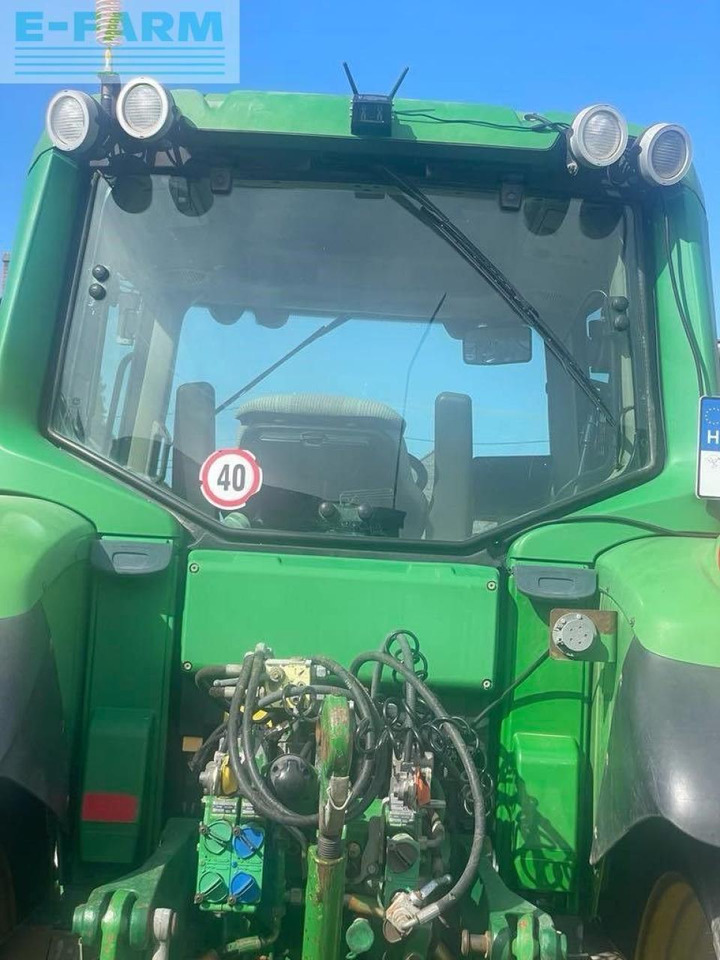 John Deere 6830 Premium - Tractor: foto 3 John Deere 6830 Premium - Tractor: foto 3