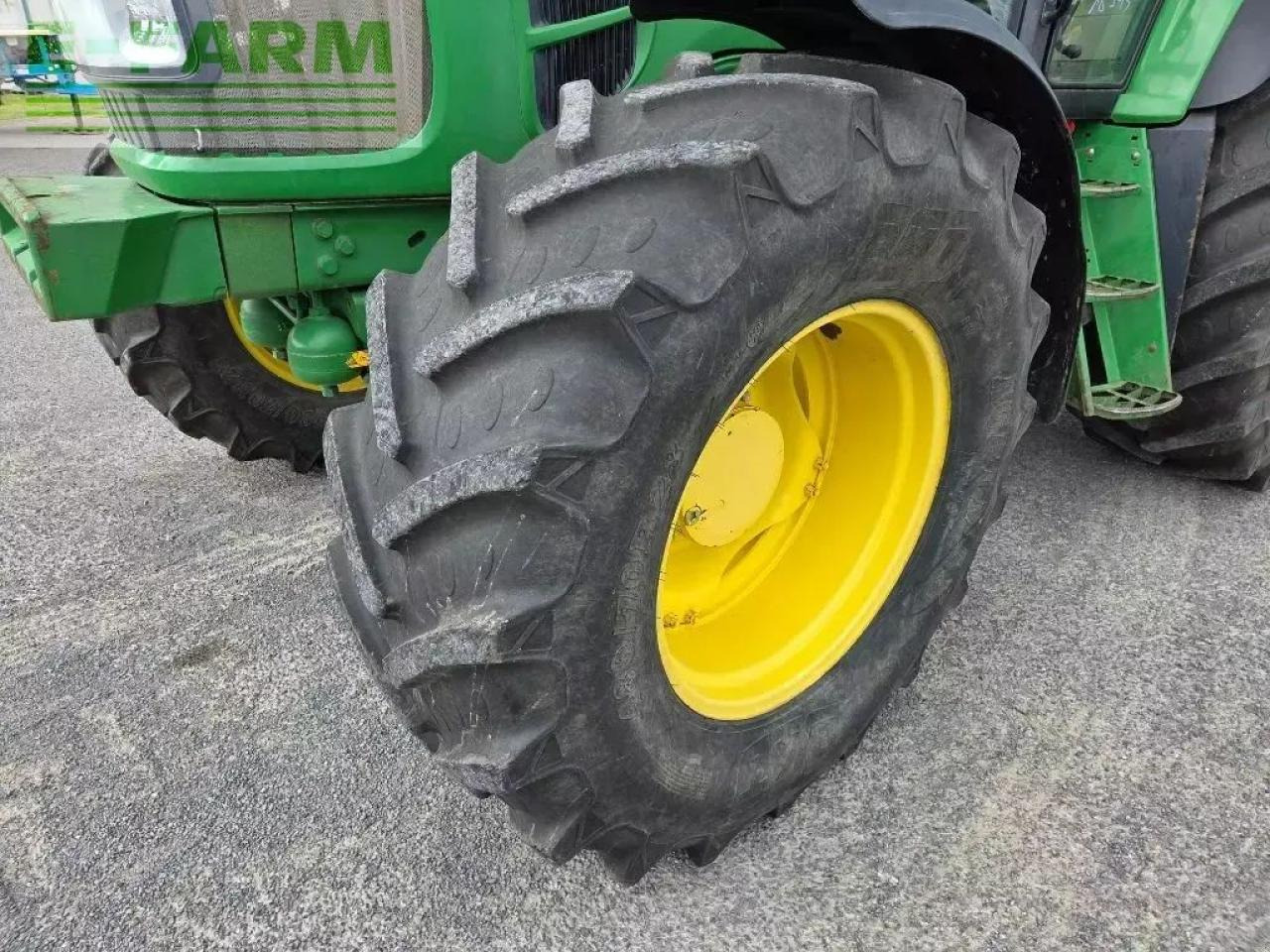 John Deere 6830 premium - Tractor: foto 5 John Deere 6830 premium - Tractor: foto 5