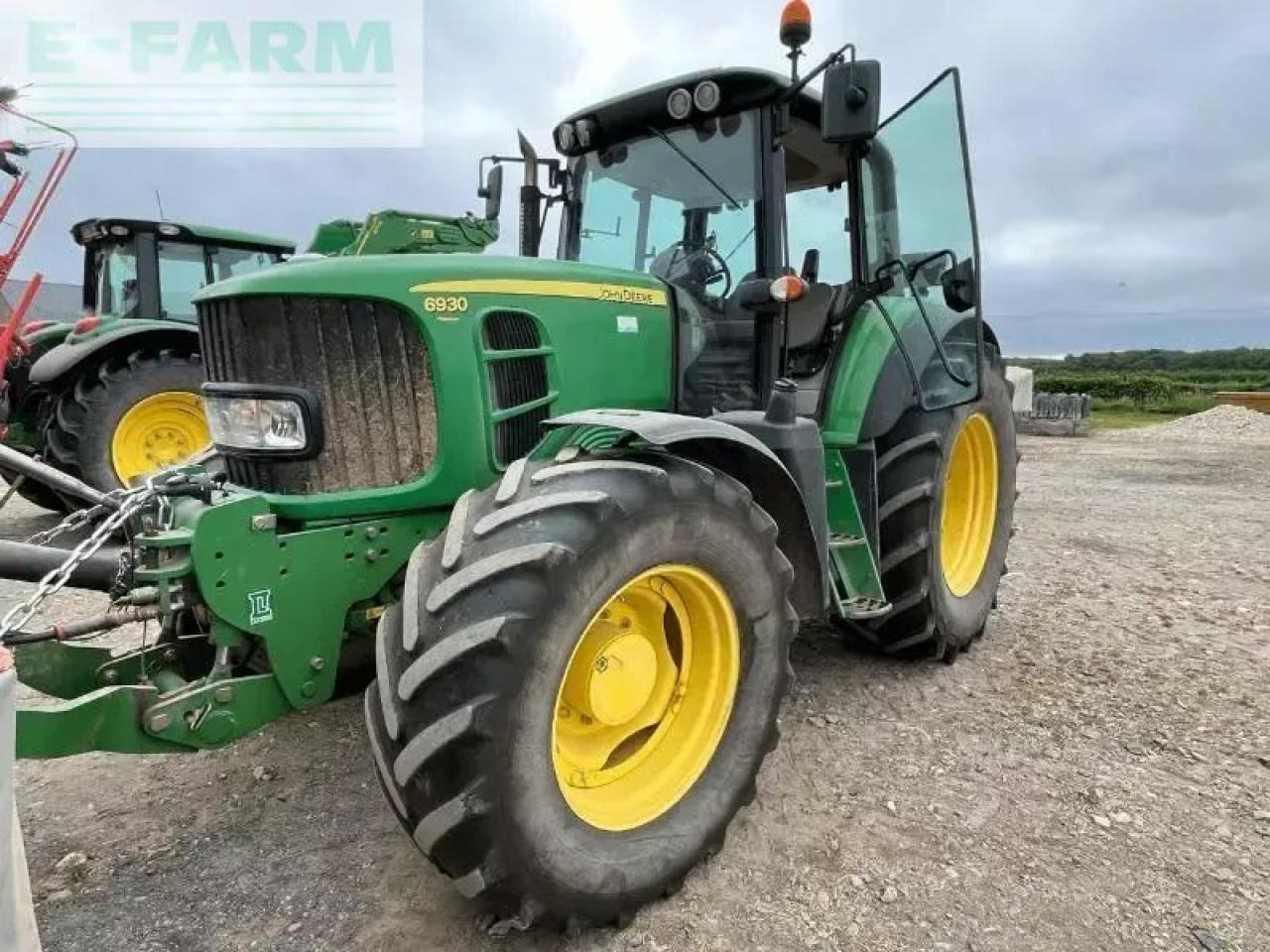 John Deere 6930 premium - Tractor: foto 1 John Deere 6930 premium - Tractor: foto 1