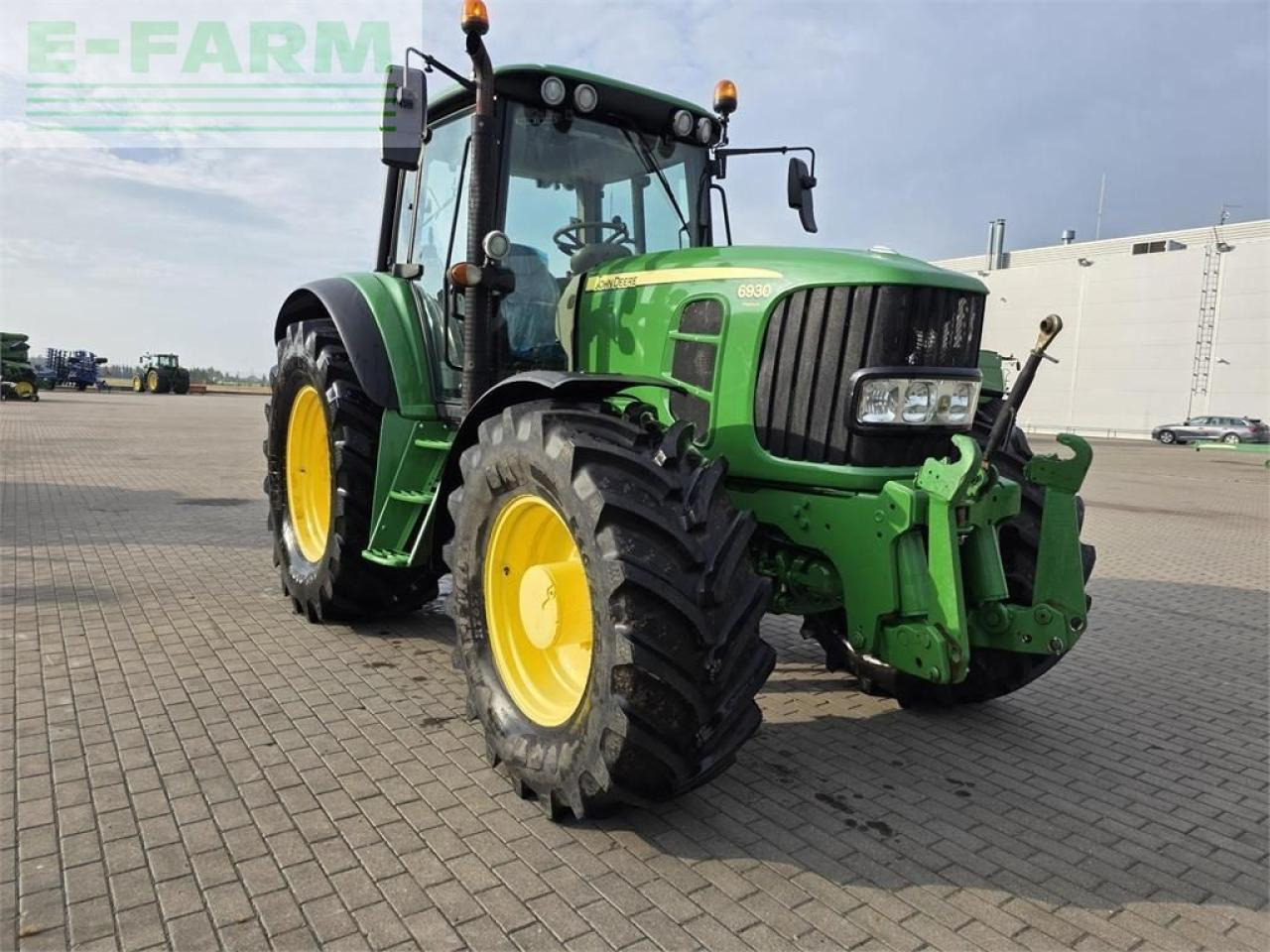 John Deere 6930 premium - Tractor: foto 1 John Deere 6930 premium - Tractor: foto 1