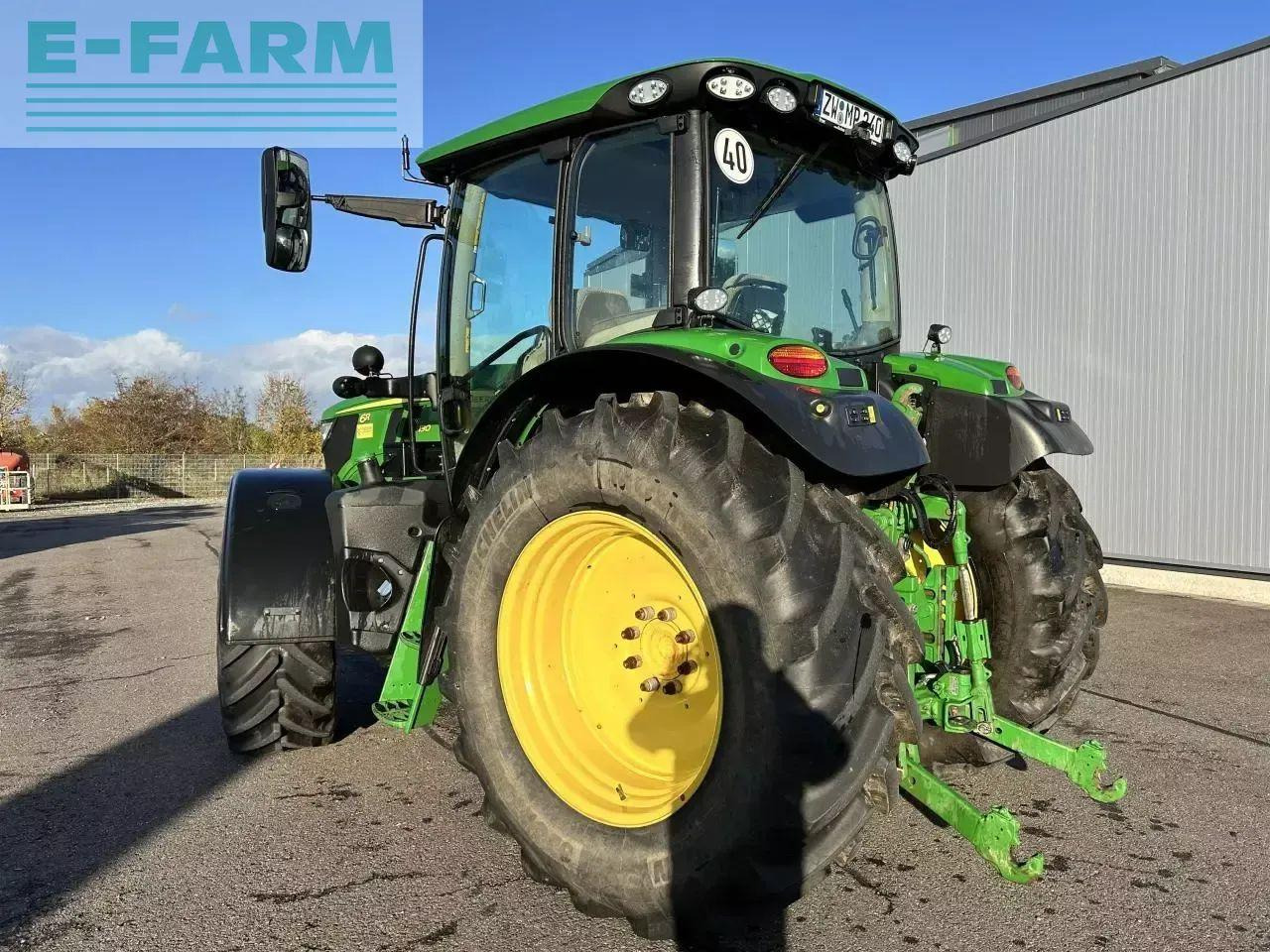 John Deere 6r 130 - Tractor: foto 5 John Deere 6r 130 - Tractor: foto 5