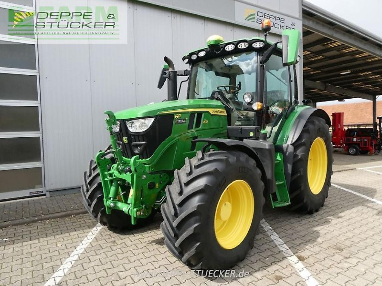 John Deere 6r 150 - Tractor: foto 1 John Deere 6r 150 - Tractor: foto 1