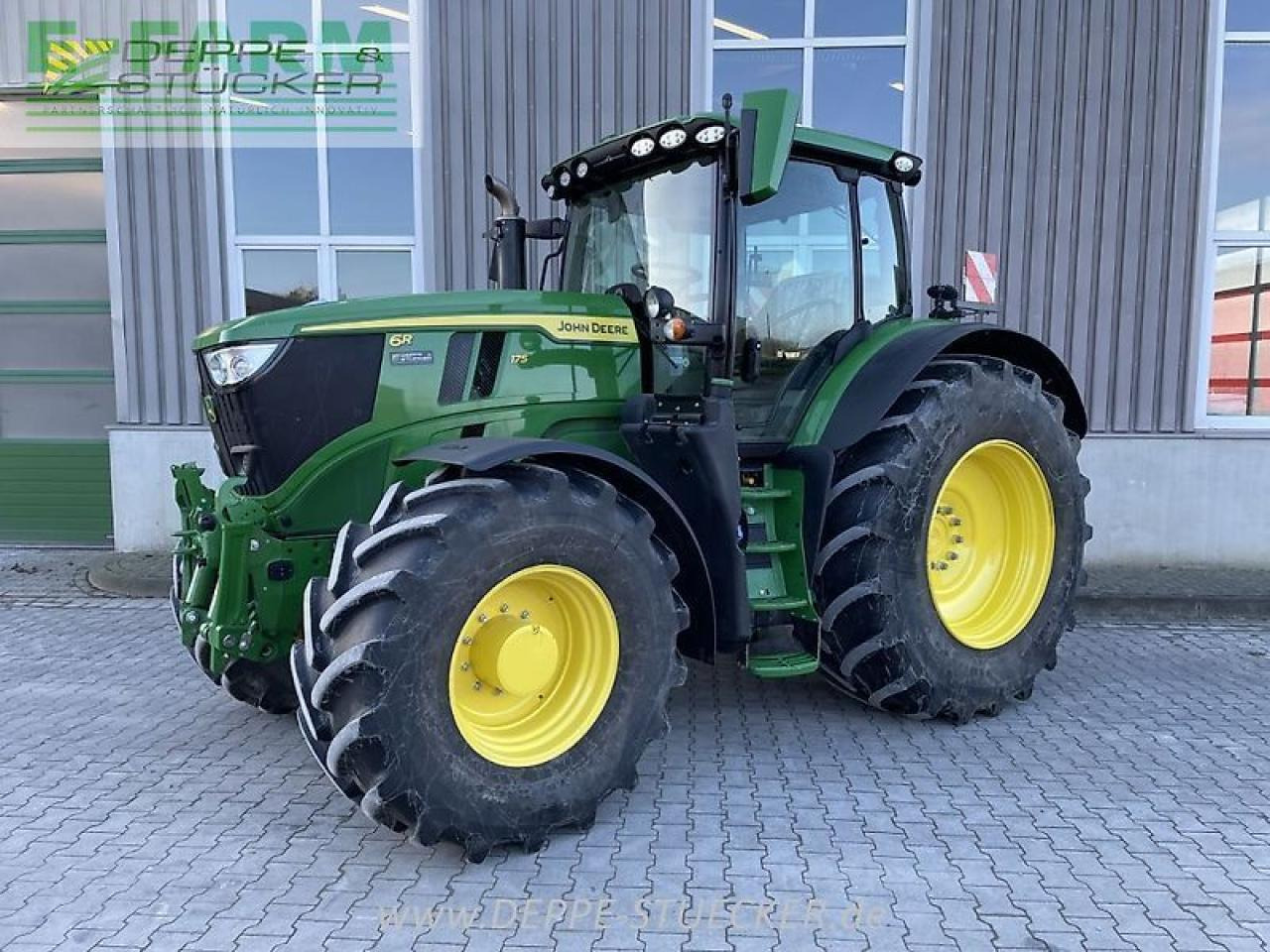 John Deere 6r 175 - Tractor: foto 1 John Deere 6r 175 - Tractor: foto 1
