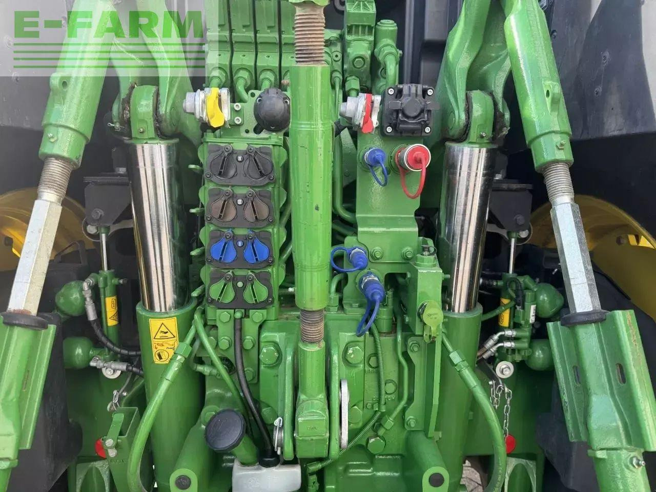 Tractor John Deere 6r 250: foto 12 Tractor John Deere 6r 250: foto 12