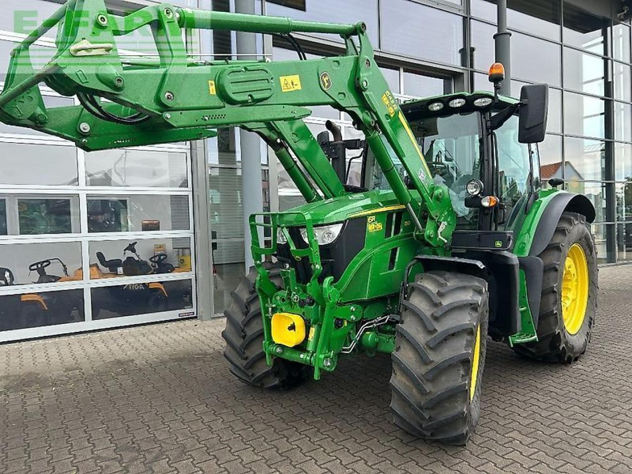 John Deere 6r150 - Tractor: foto 5 John Deere 6r150 - Tractor: foto 5