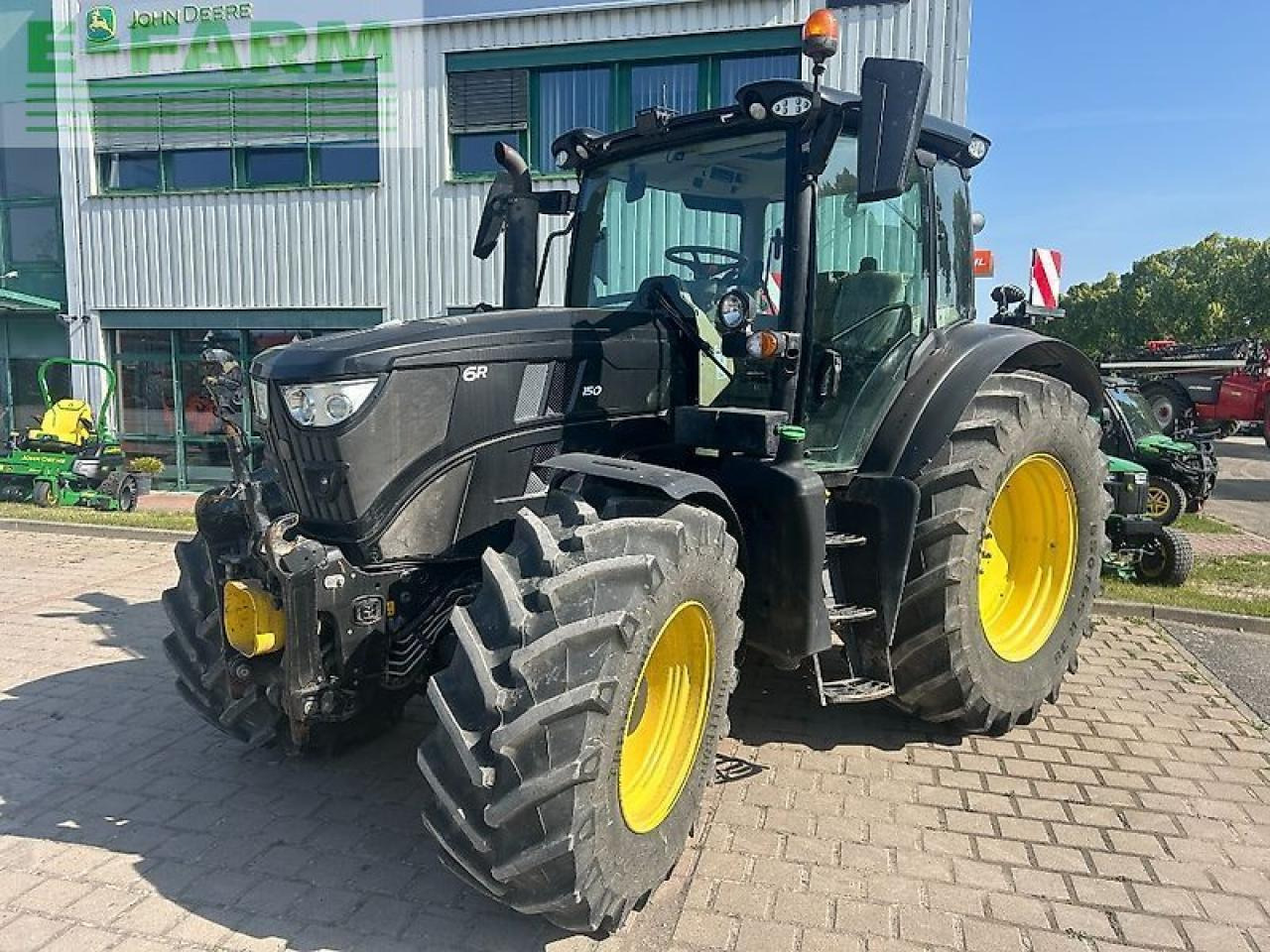 John Deere 6r150 - Tractor: foto 1 John Deere 6r150 - Tractor: foto 1