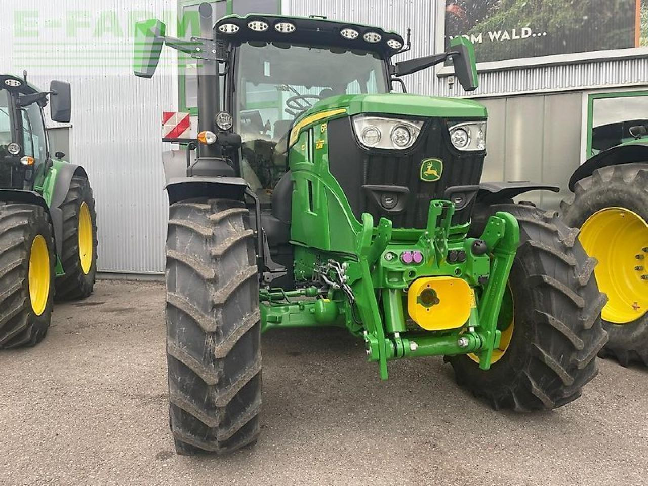 John Deere 6r155 / 6r 155 - Tractor: foto 2 John Deere 6r155 / 6r 155 - Tractor: foto 2