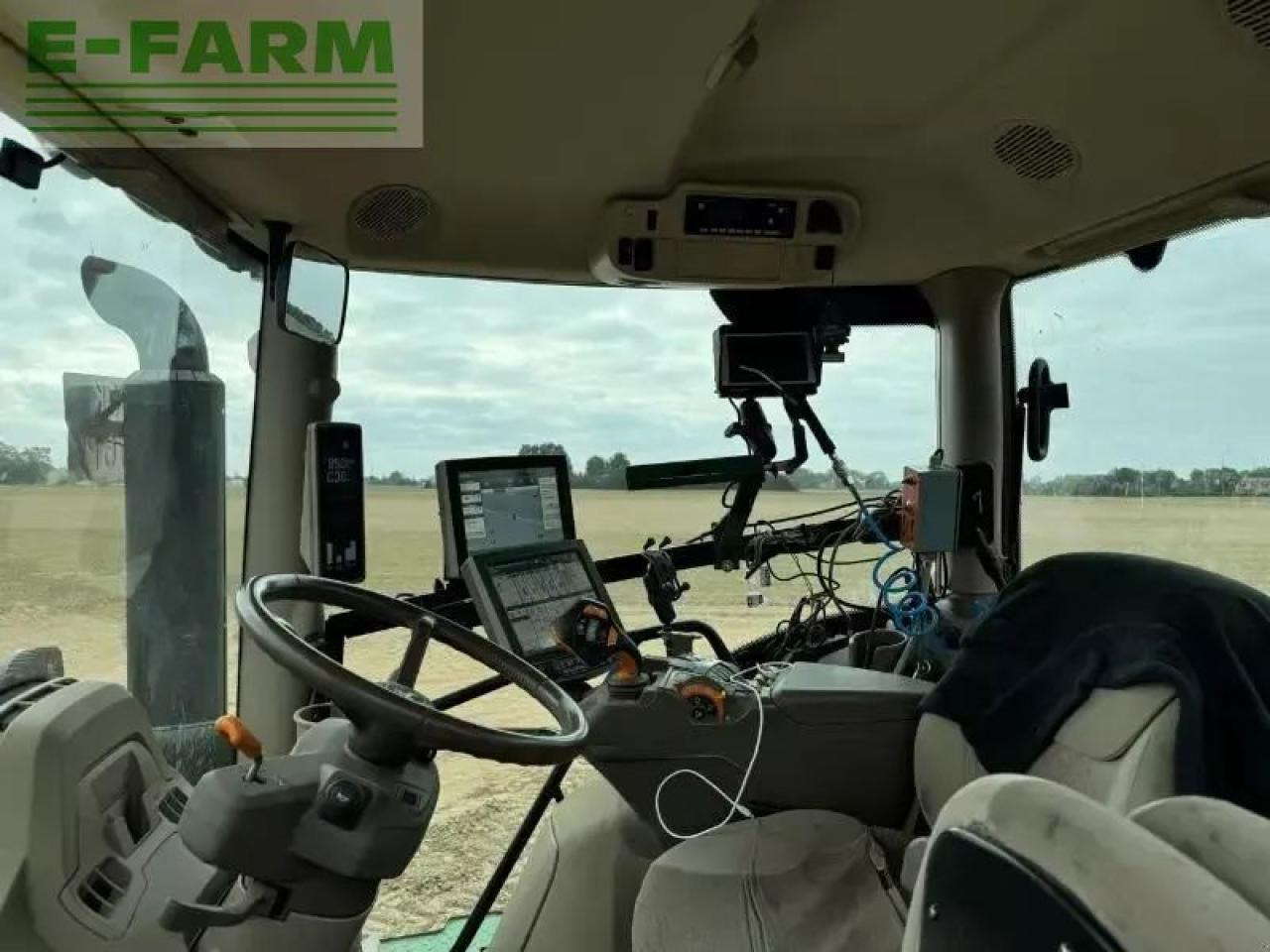 John Deere 6r250 - Tractor: foto 4 John Deere 6r250 - Tractor: foto 4