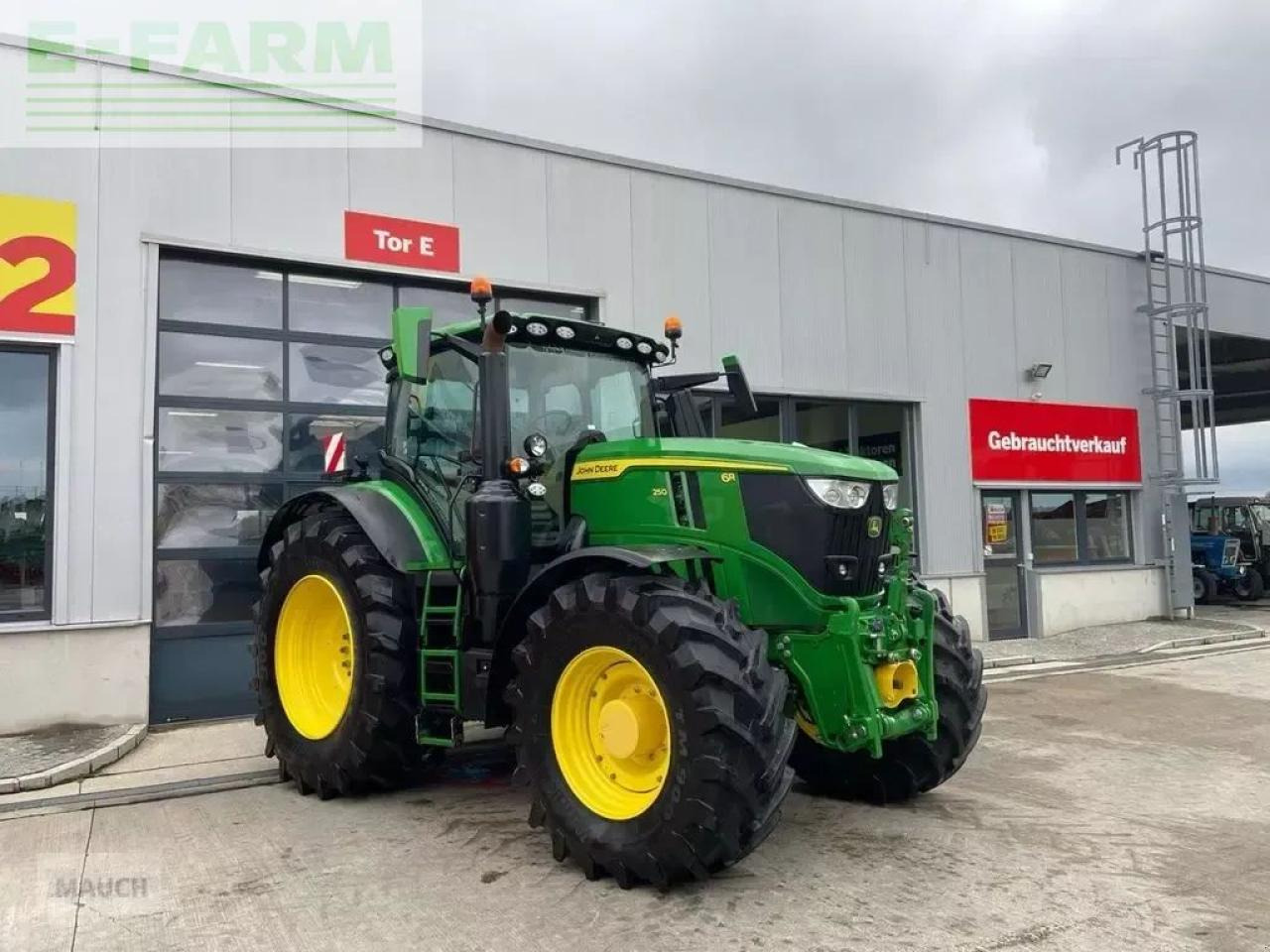 John Deere 6r250 autopowr - Tractor: foto 3 John Deere 6r250 autopowr - Tractor: foto 3