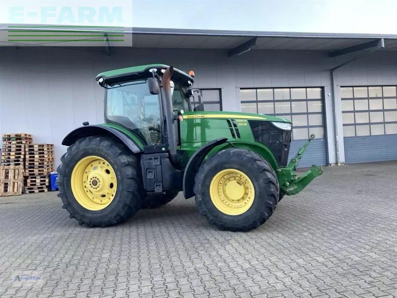 John Deere 7230r - Tractor: foto 1 John Deere 7230r - Tractor: foto 1