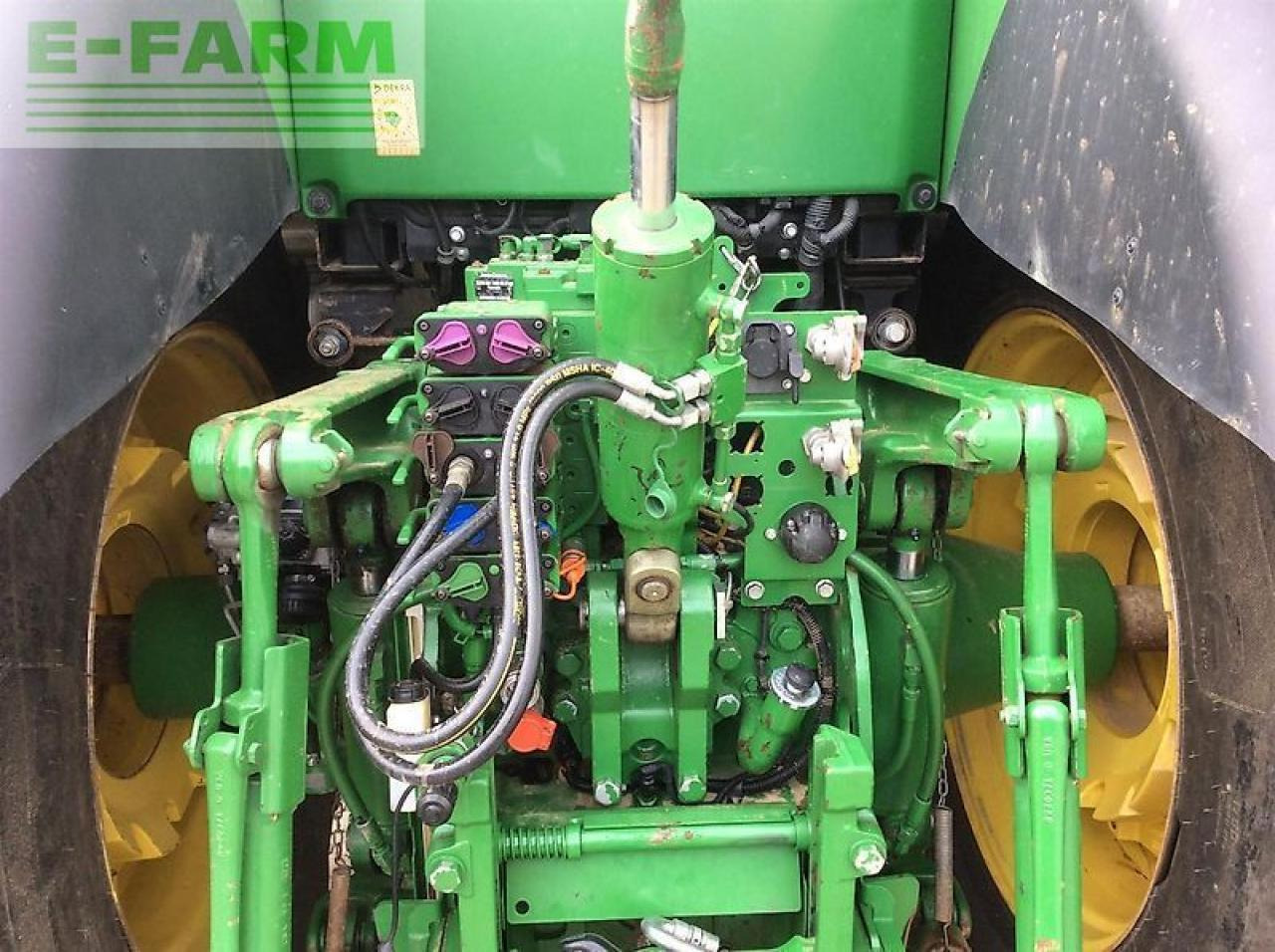 John Deere 7310 r - Tractor: foto 5 John Deere 7310 r - Tractor: foto 5