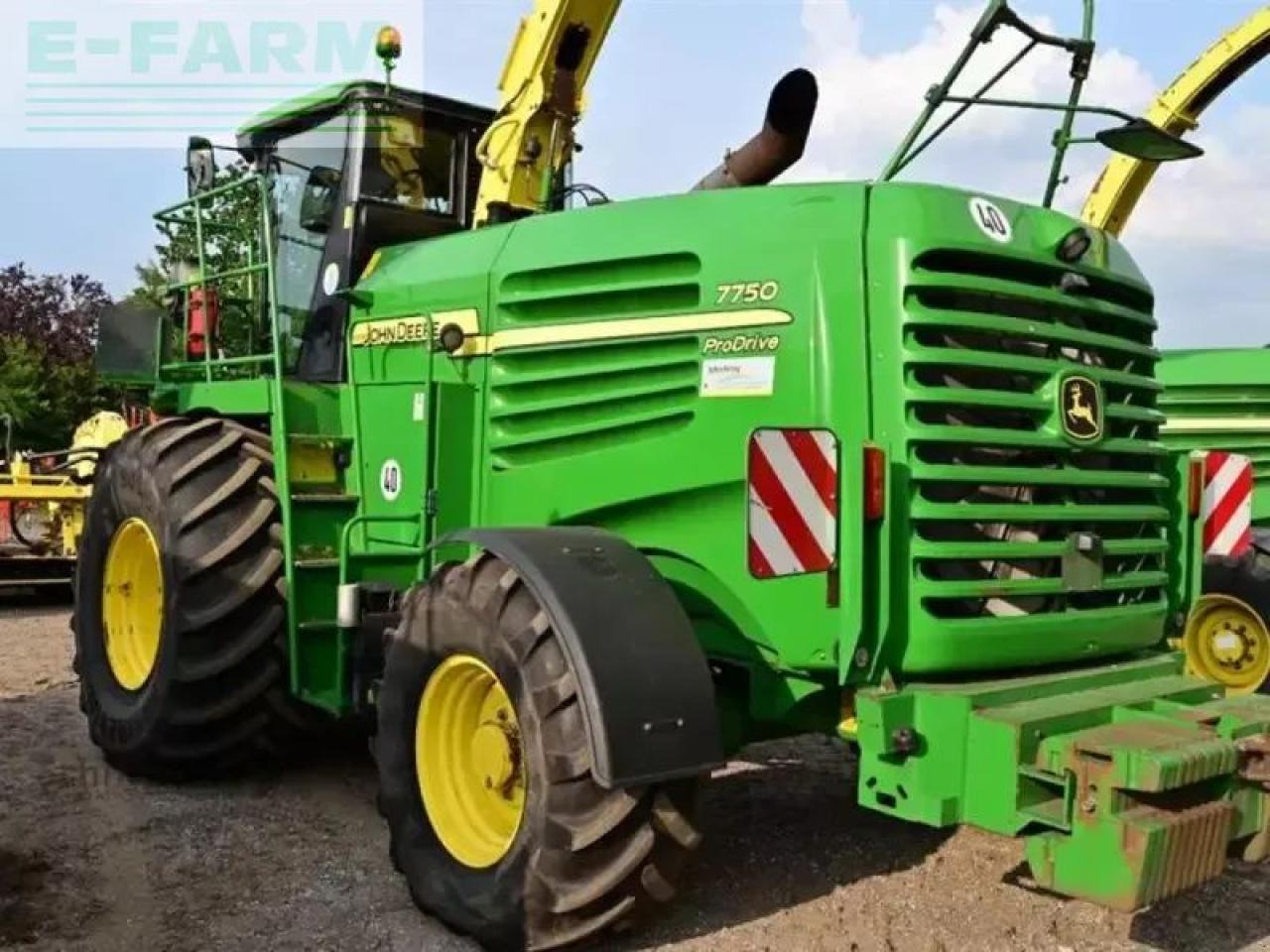 John Deere 7750i prodrive - Cosechadora de forraje: foto 3 John Deere 7750i prodrive - Cosechadora de forraje: foto 3