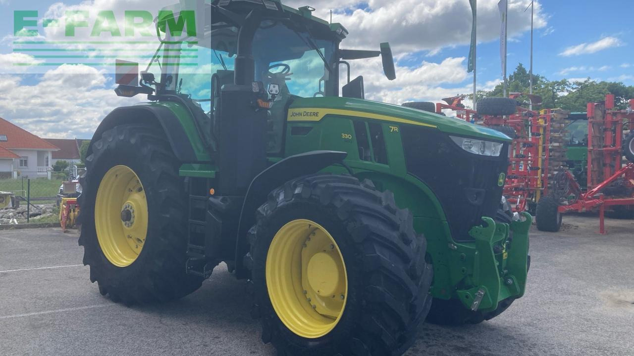 John Deere 7R 330 - Tractor: foto 4 John Deere 7R 330 - Tractor: foto 4