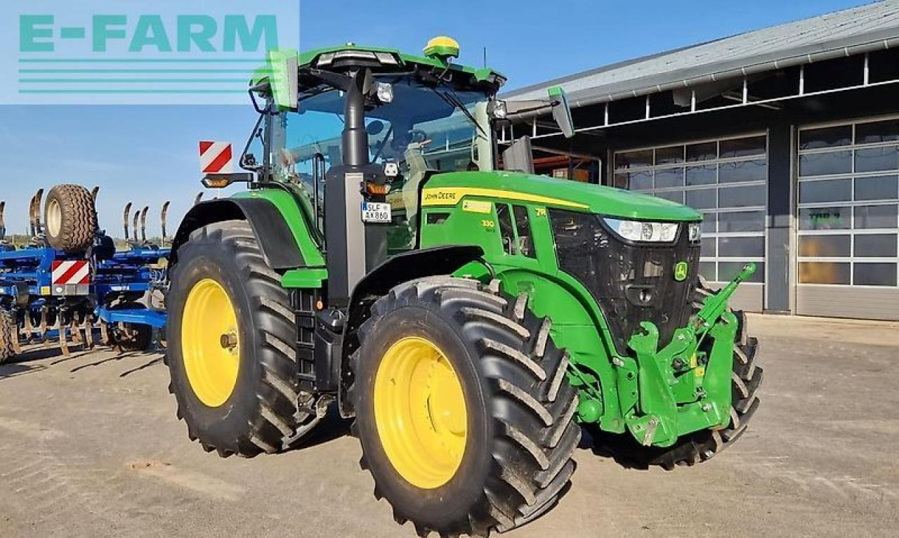 John Deere 7r 330 - Tractor: foto 1 John Deere 7r 330 - Tractor: foto 1