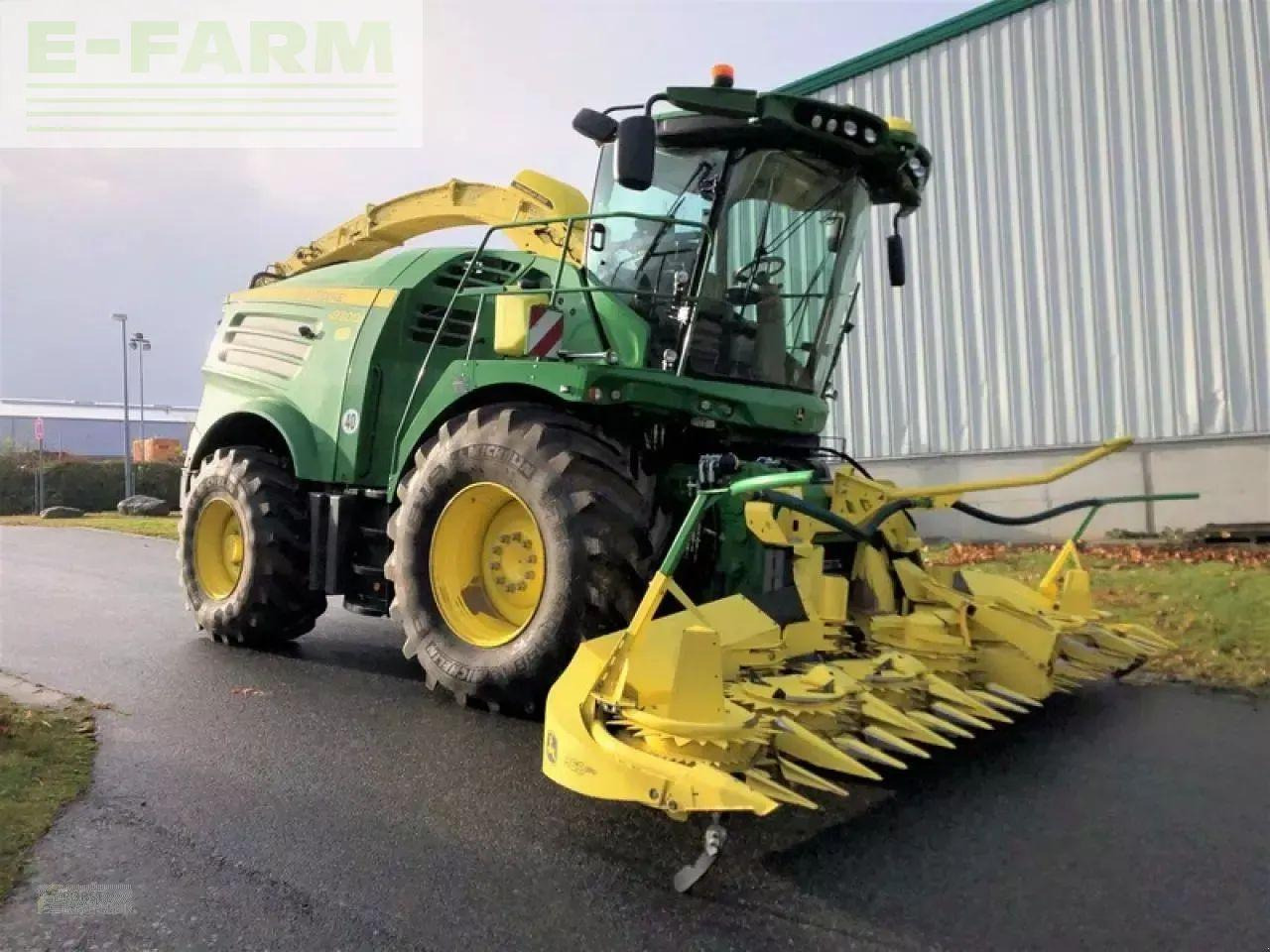John Deere 8300i mit kemper 360plus & pu 639 - Cosechadora de forraje: foto 2 John Deere 8300i mit kemper 360plus & pu 639 - Cosechadora de forraje: foto 2