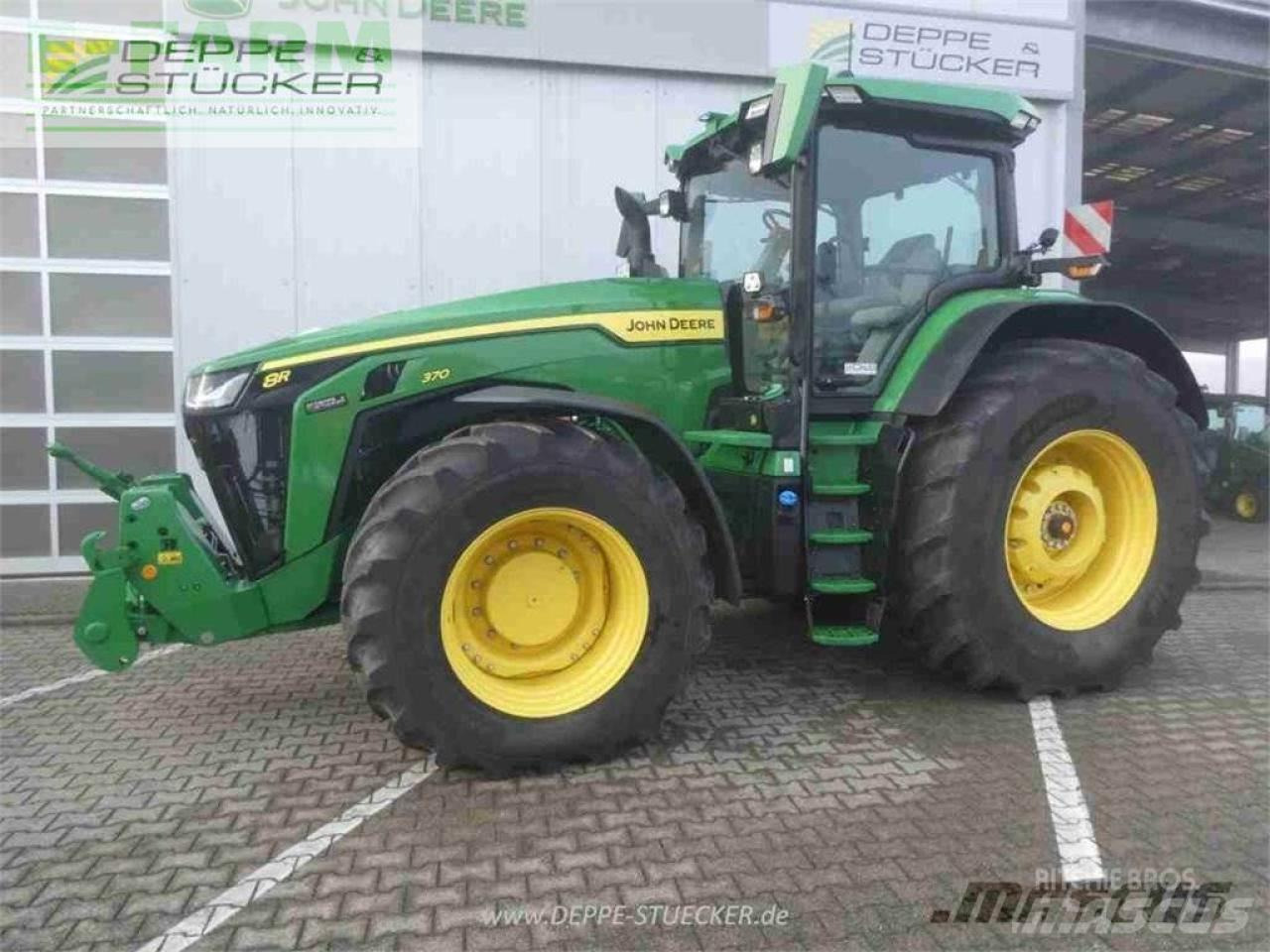 John Deere 8r 370 - Tractor: foto 2 John Deere 8r 370 - Tractor: foto 2