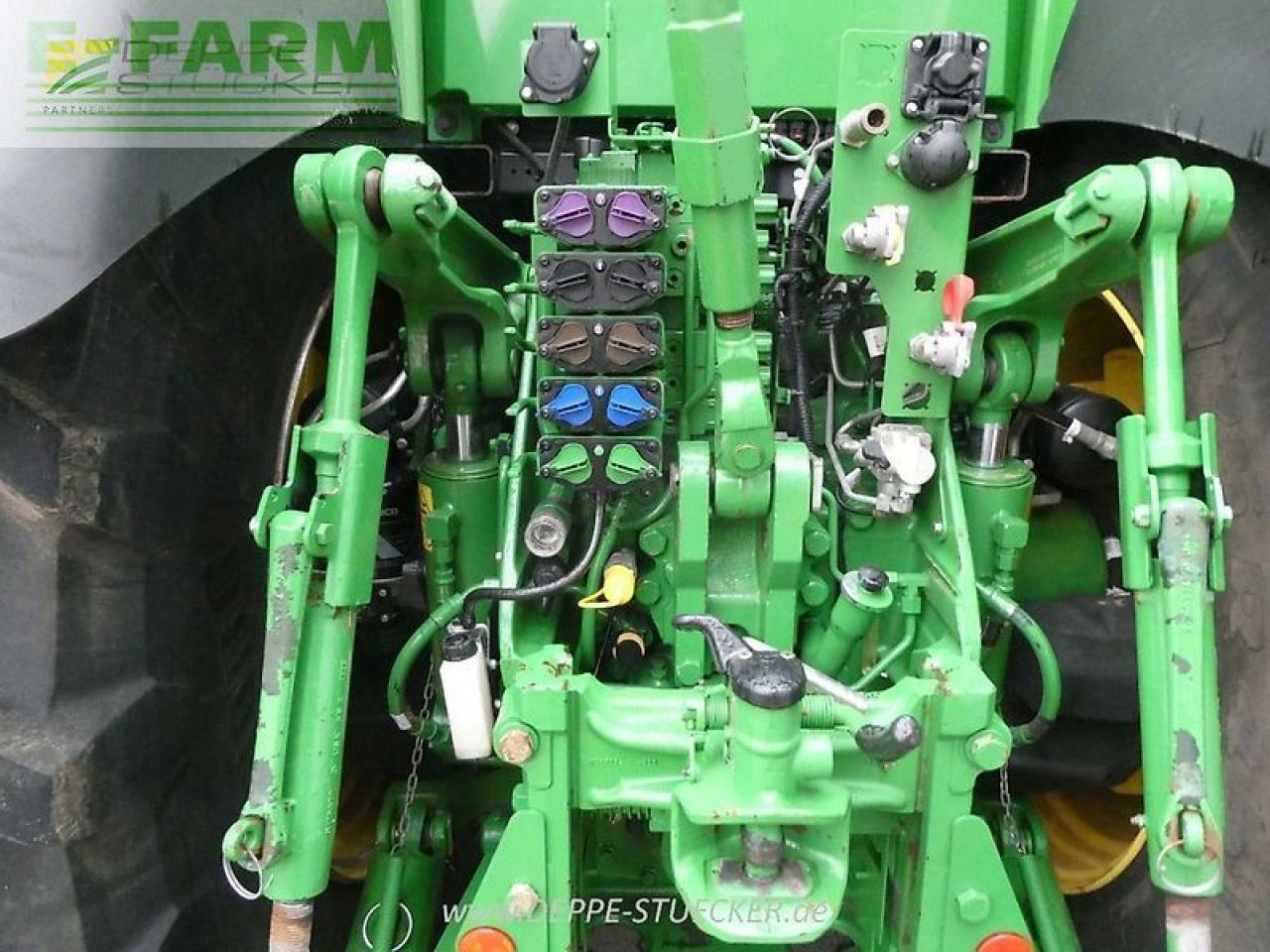 John Deere 8r370 autotrac - Tractor: foto 3 John Deere 8r370 autotrac - Tractor: foto 3