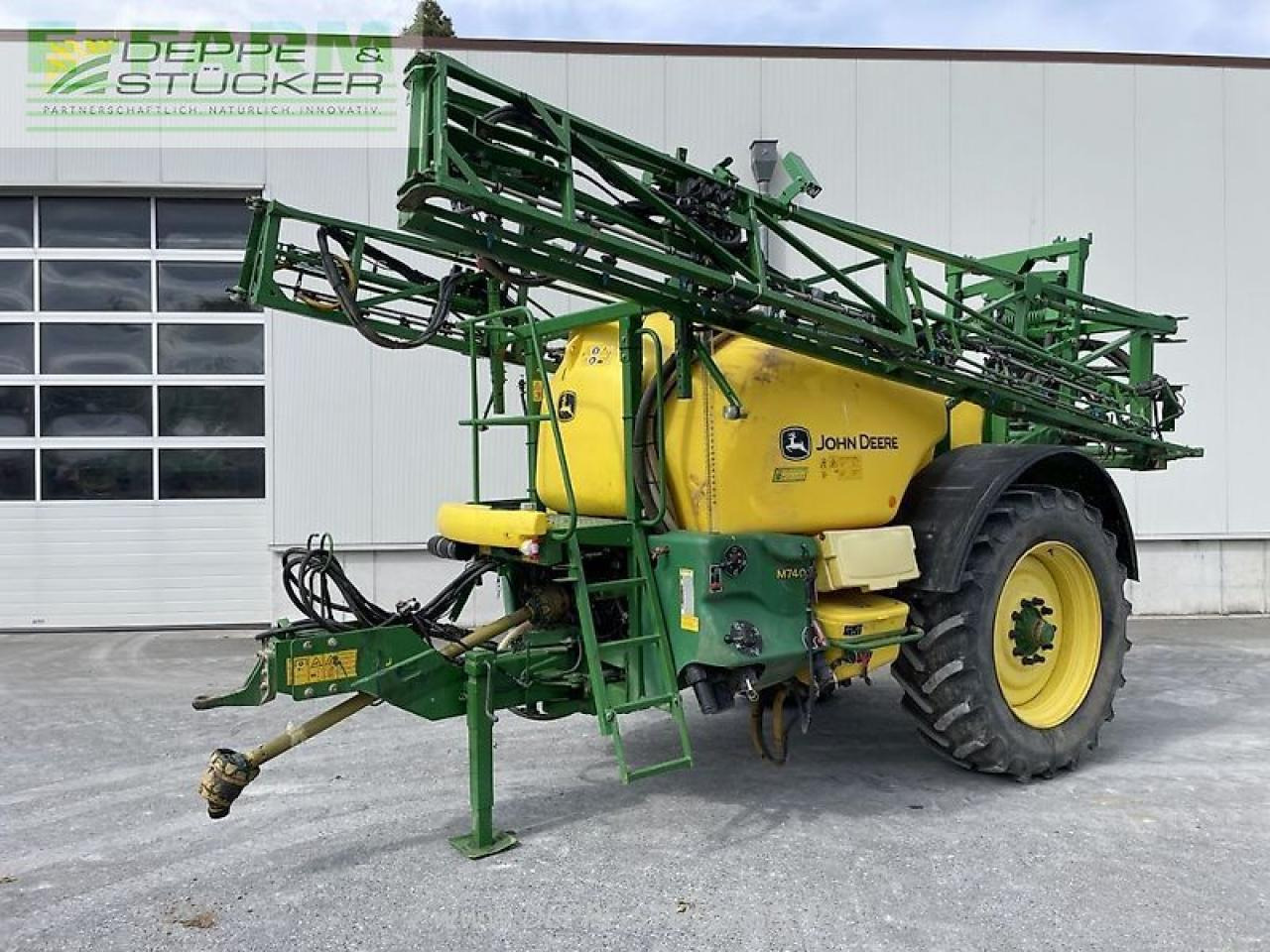 John Deere m740i (my14) - Pulverizador arrastrado: foto 1 John Deere m740i (my14) - Pulverizador arrastrado: foto 1
