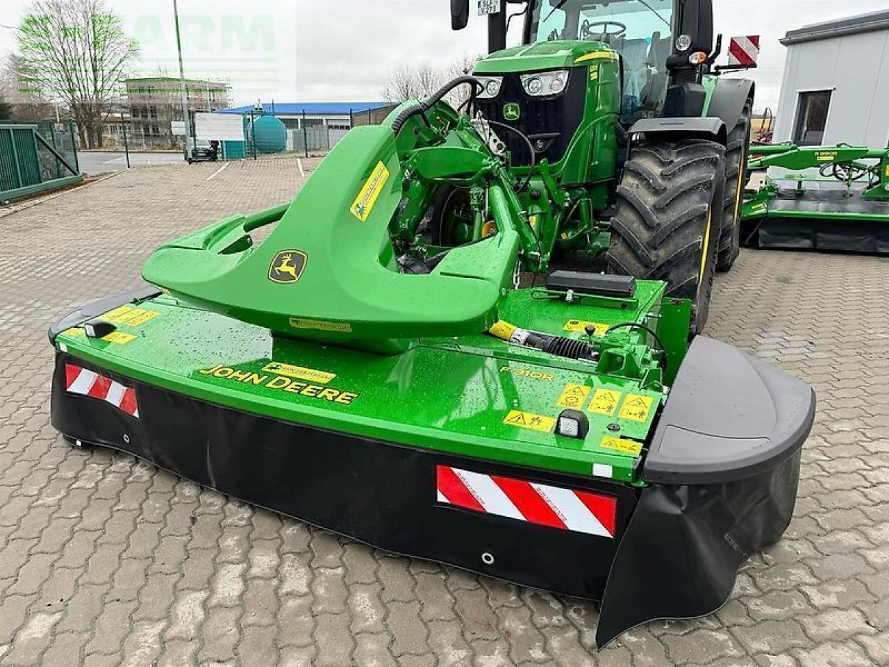 John Deere r990r + f310r - Segadora: foto 2 John Deere r990r + f310r - Segadora: foto 2
