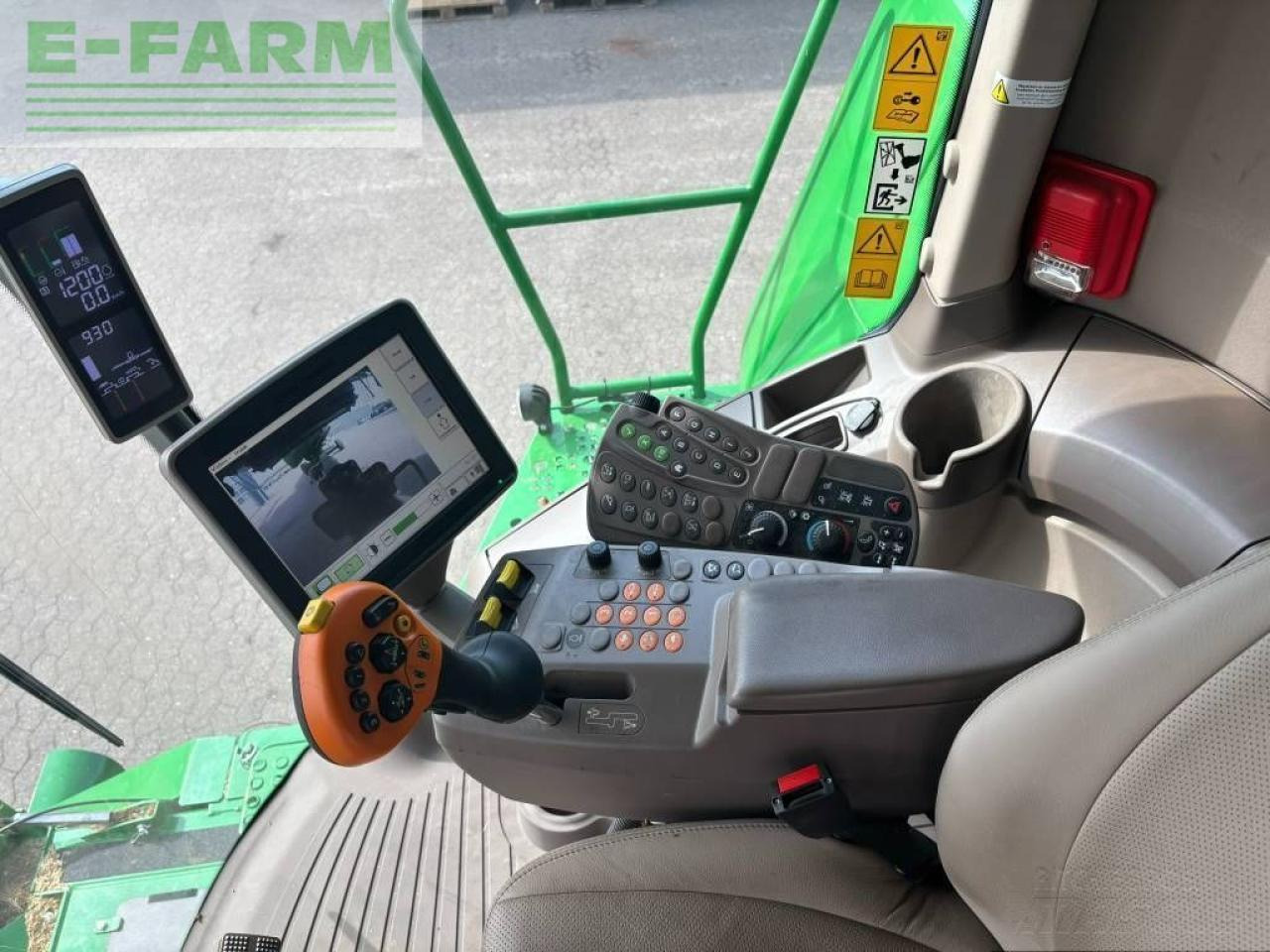 Cosechadora de granos John Deere t 660 i 4wd: foto 15 Cosechadora de granos John Deere t 660 i 4wd: foto 15