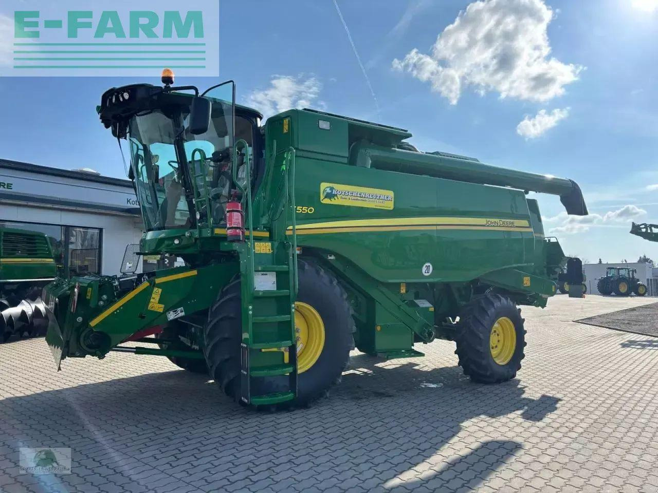 John Deere t550 - Cosechadora de granos: foto 1 John Deere t550 - Cosechadora de granos: foto 1