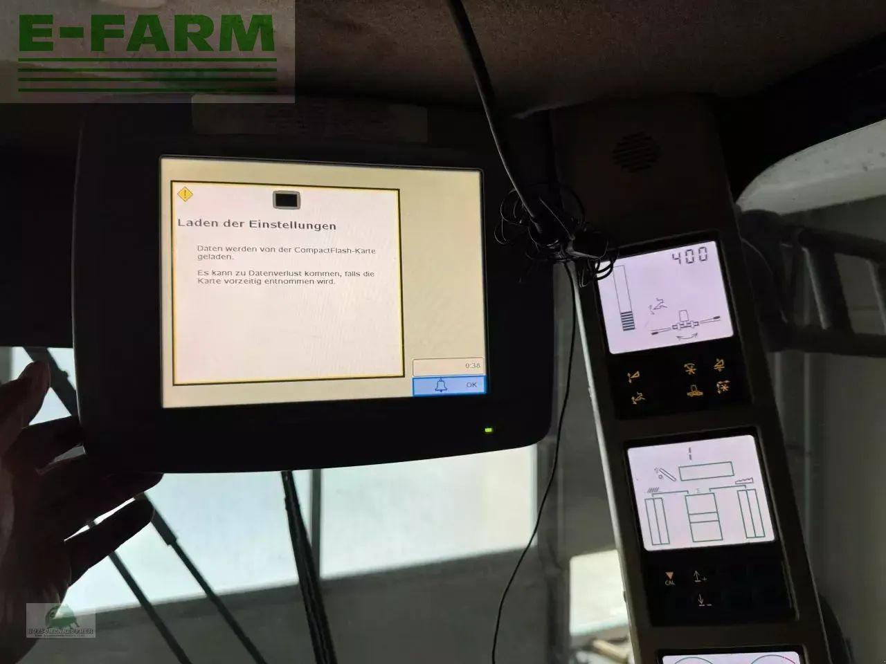 Cosechadora de granos John Deere t560i hm: foto 12