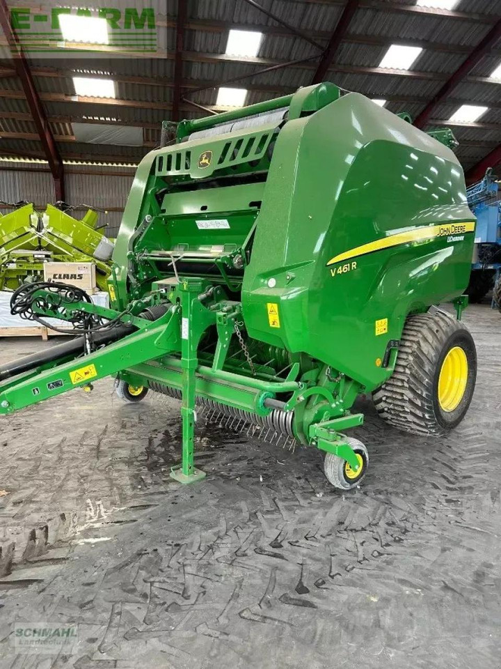 John Deere v 461 r - Empacadora de pacas cuadradas: foto 1 John Deere v 461 r - Empacadora de pacas cuadradas: foto 1