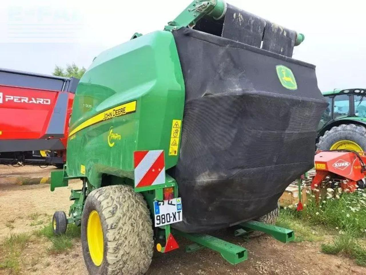 John Deere v461r - Empacadora de pacas cuadradas: foto 3 John Deere v461r - Empacadora de pacas cuadradas: foto 3