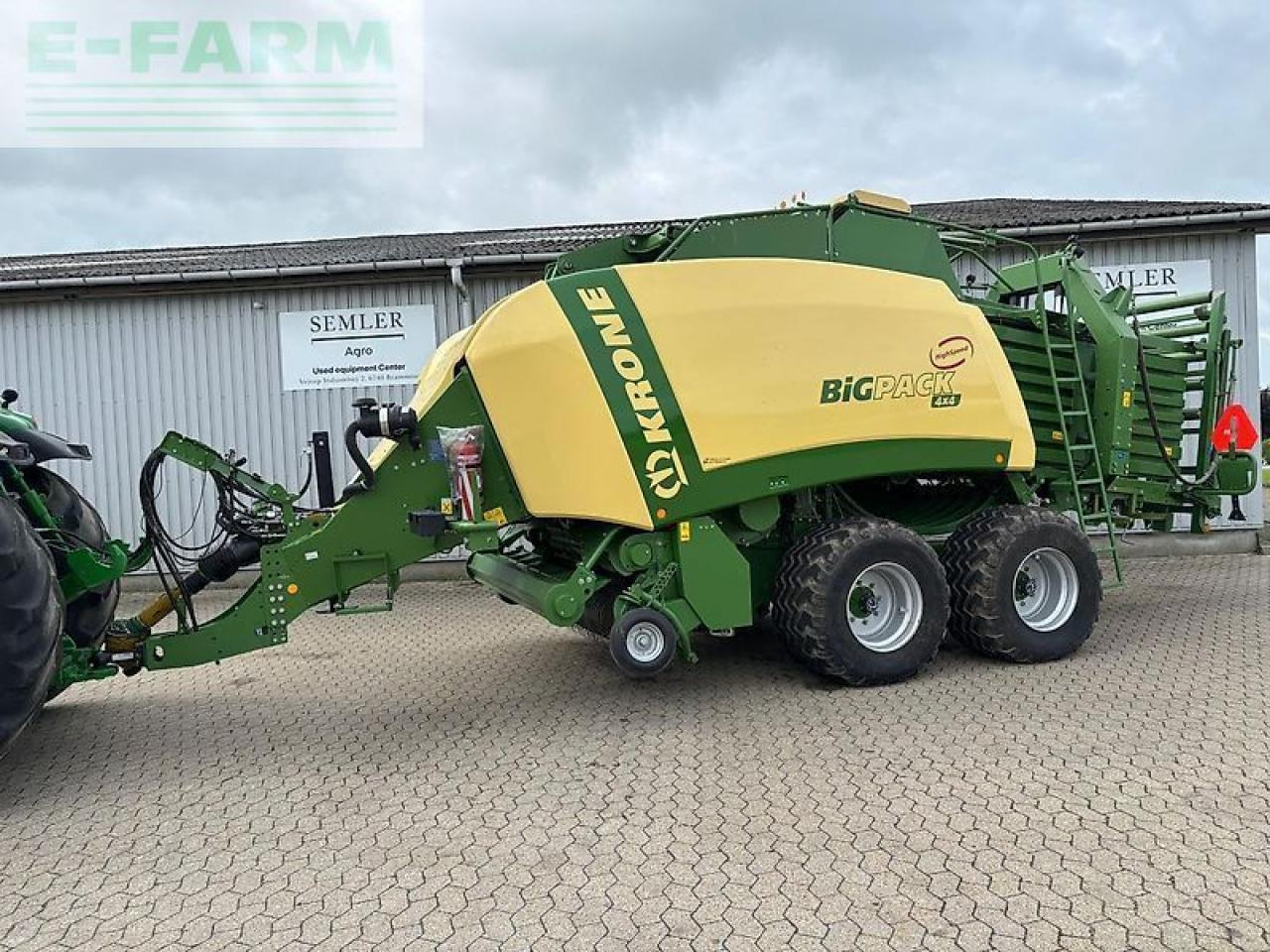 Krone big pack 4x4 - Empacadora de pacas cuadradas: foto 1 Krone big pack 4x4 - Empacadora de pacas cuadradas: foto 1