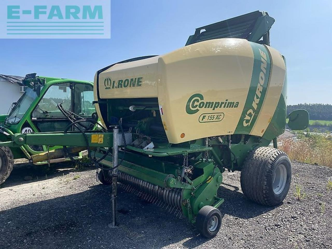 Krone comprima f 155 xc - Empacadora de pacas cuadradas: foto 1 Krone comprima f 155 xc - Empacadora de pacas cuadradas: foto 1