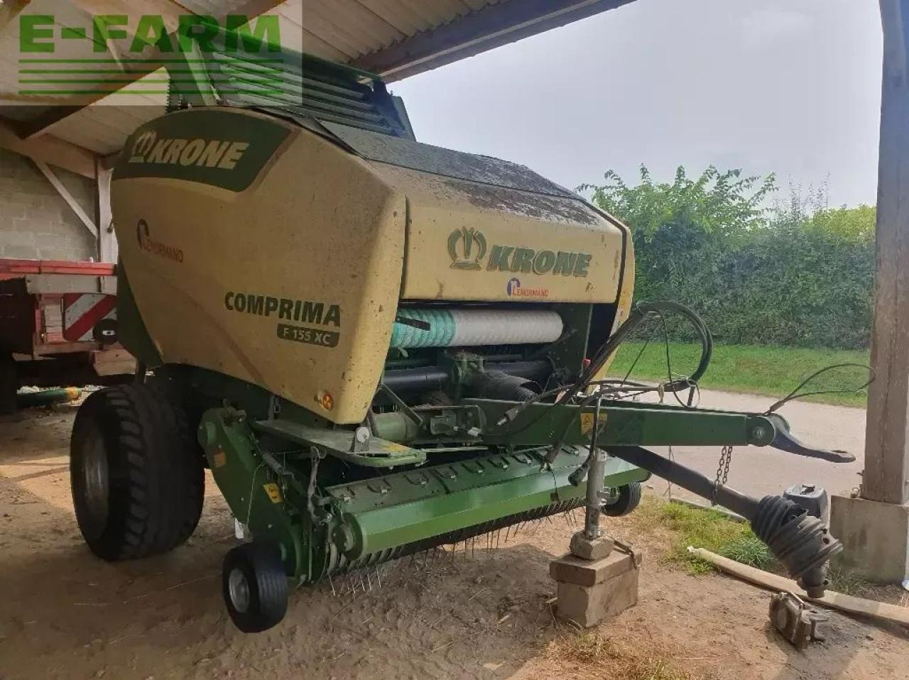 Krone f155xc - Empacadora de pacas cuadradas: foto 1 Krone f155xc - Empacadora de pacas cuadradas: foto 1