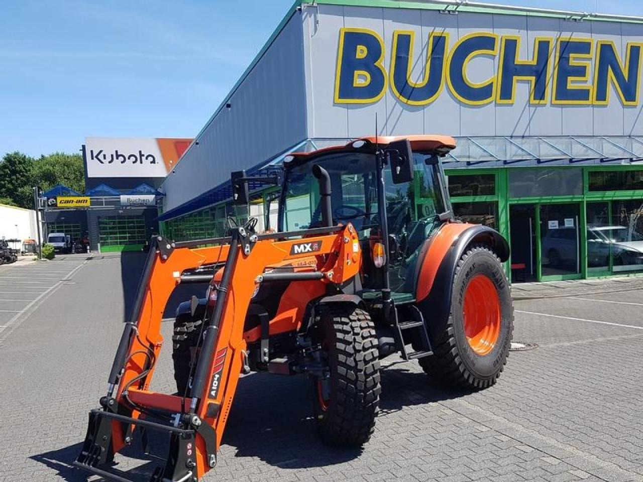 Kubota m4-073 cab 36x36 - Tractor: foto 2 Kubota m4-073 cab 36x36 - Tractor: foto 2