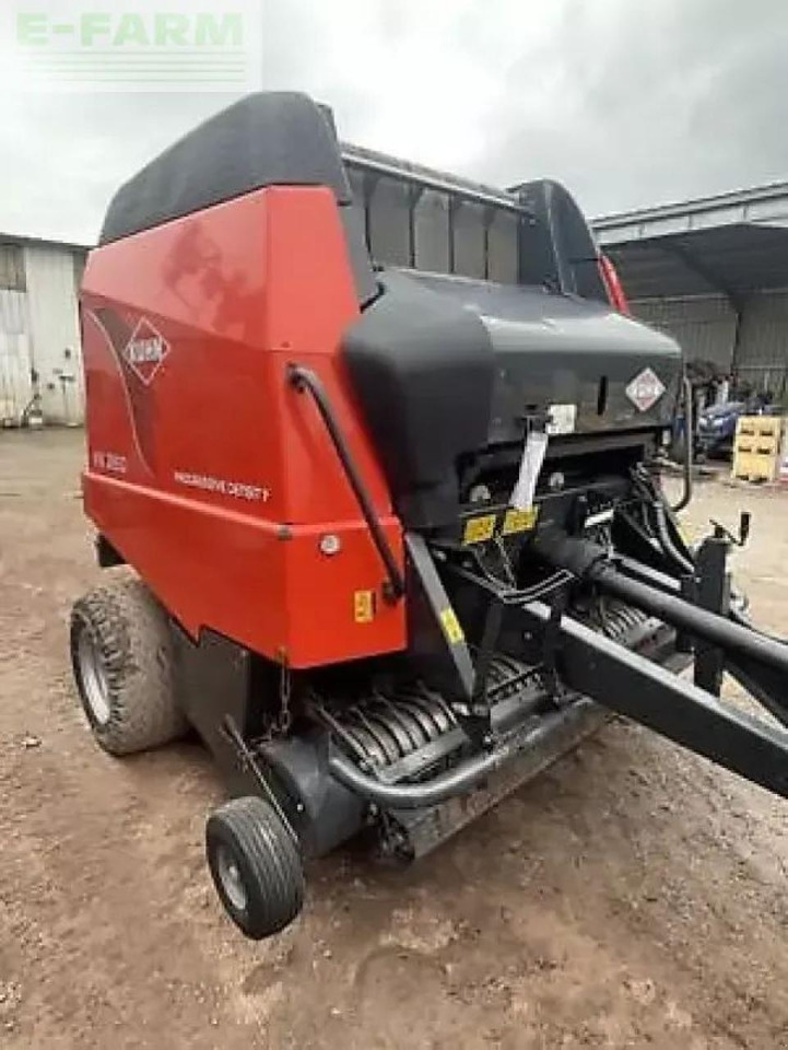 Kuhn vb2160 - Empacadora de pacas cuadradas: foto 4 Kuhn vb2160 - Empacadora de pacas cuadradas: foto 4