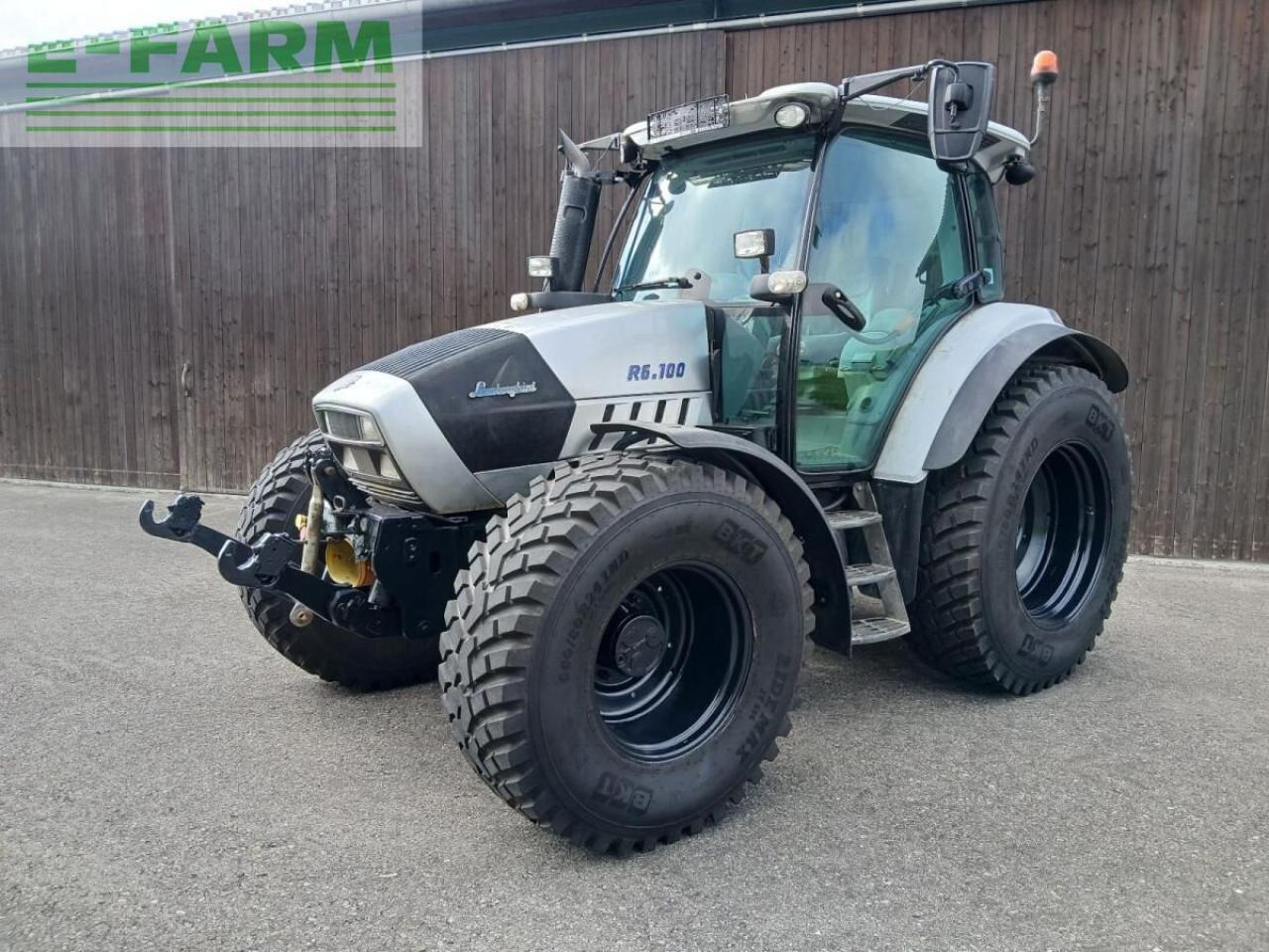 Lamborghini - Tractor: foto 2 Lamborghini - Tractor: foto 2