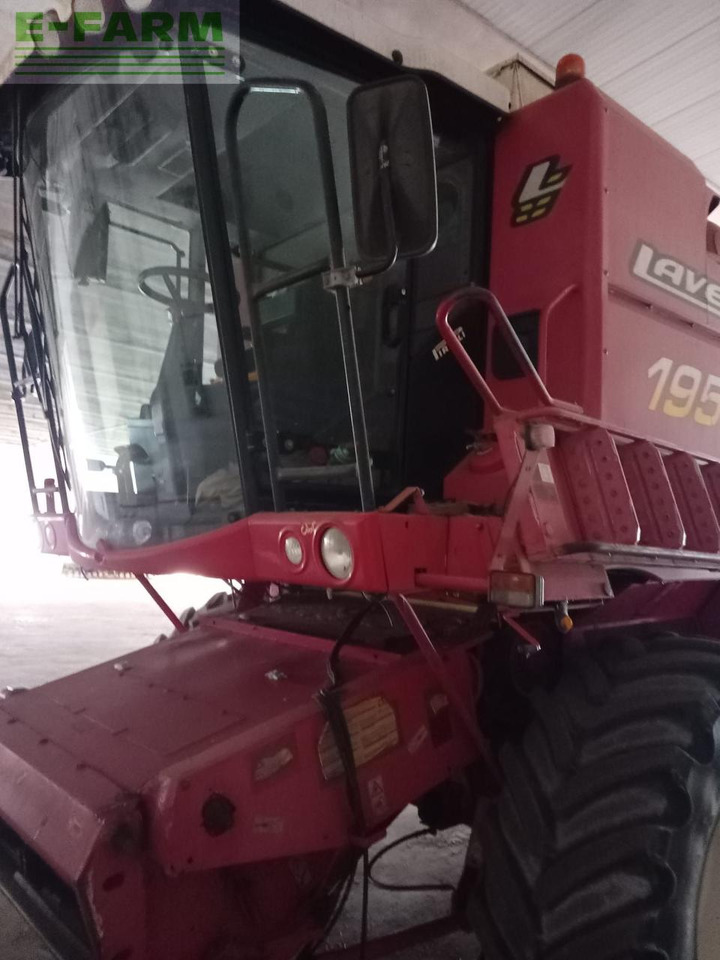 Laverda 1950 lx. - Cosechadora de granos: foto 3 Laverda 1950 lx. - Cosechadora de granos: foto 3