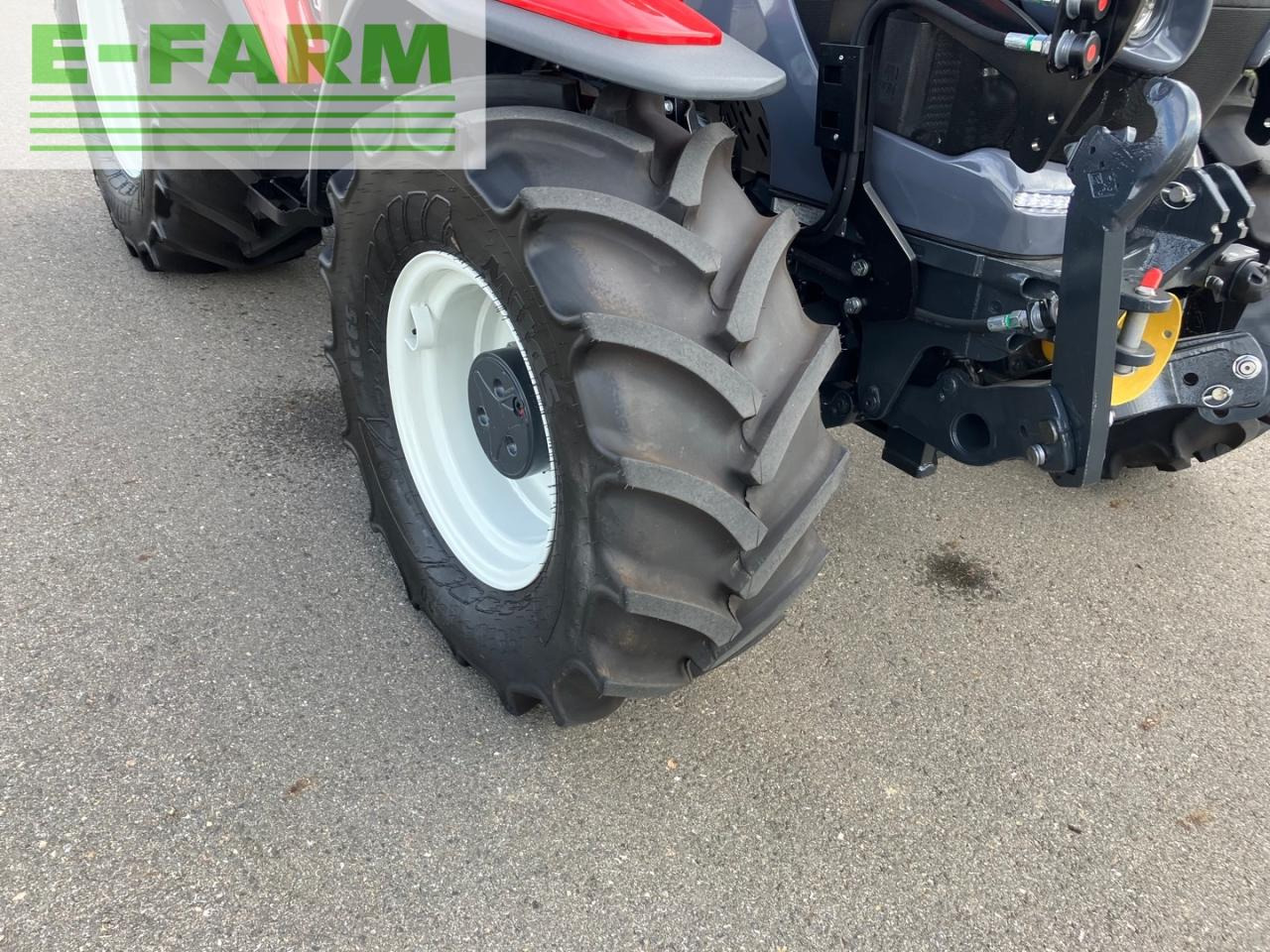 Tractor Lindner Lintrac 100: foto 11