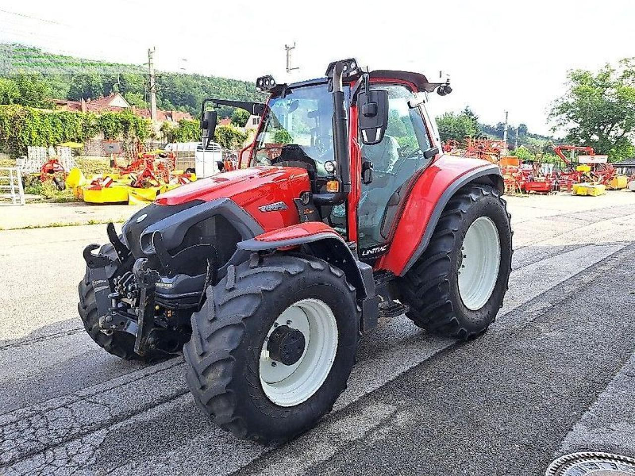 Lindner lintrac 110 - Tractor: foto 1 Lindner lintrac 110 - Tractor: foto 1