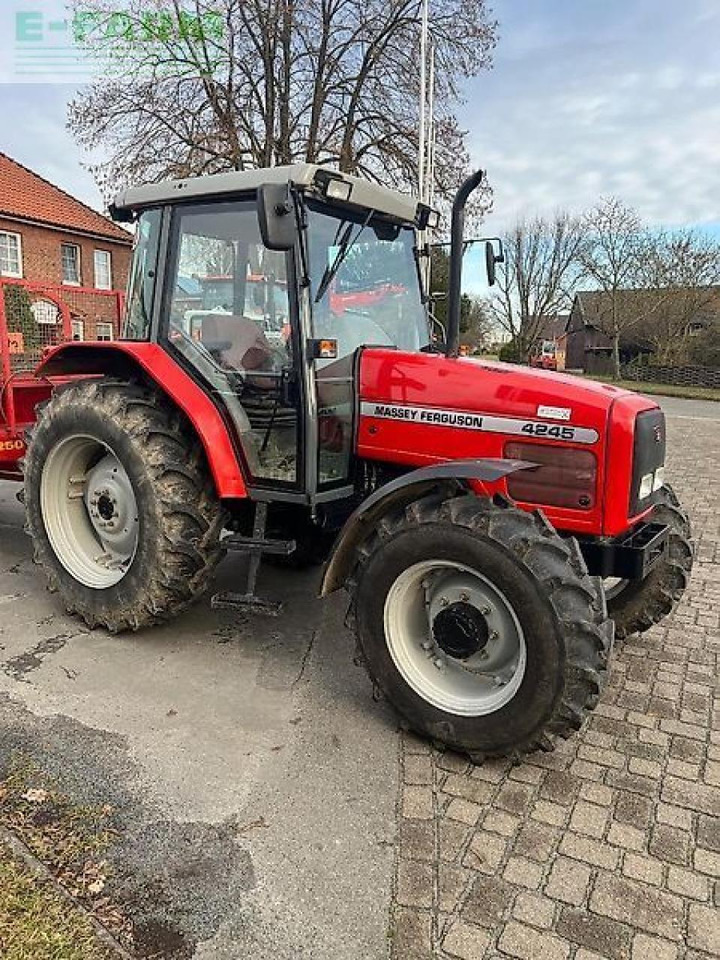 Massey Ferguson 4245a - Tractor: foto 3 Massey Ferguson 4245a - Tractor: foto 3