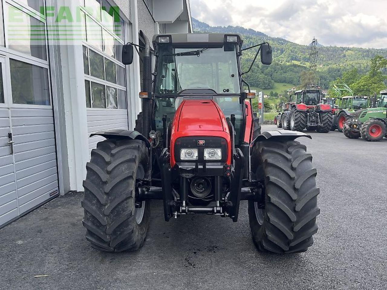 Massey Ferguson 4335-4 lp/hv/kl - Tractor: foto 3 Massey Ferguson 4335-4 lp/hv/kl - Tractor: foto 3