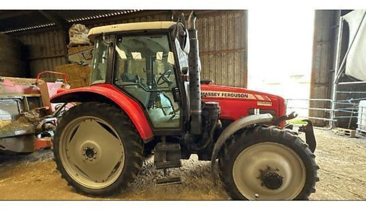 Massey Ferguson 5460 - Tractor: foto 1 Massey Ferguson 5460 - Tractor: foto 1
