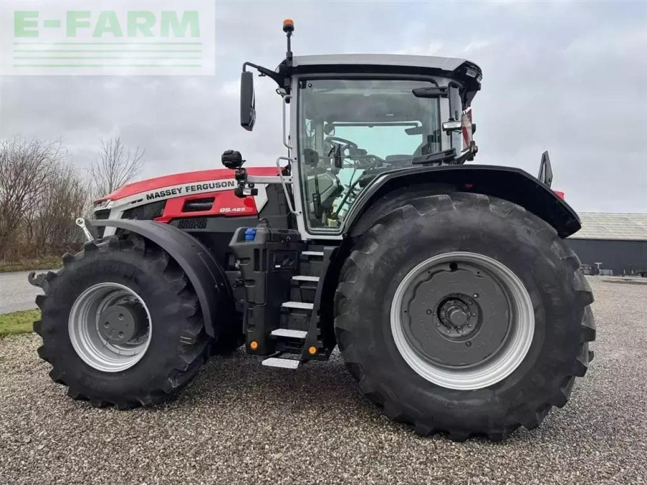 Massey Ferguson 9s.425 dyna vt exclusive finansiering fra 0,98% - Tractor: foto 2 Massey Ferguson 9s.425 dyna vt exclusive finansiering fra 0,98% - Tractor: foto 2