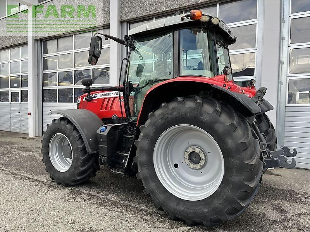 Massey Ferguson mf 6715 s dyna-vt exclusive Exclusive - Tractor: foto 4 Massey Ferguson mf 6715 s dyna-vt exclusive Exclusive - Tractor: foto 4