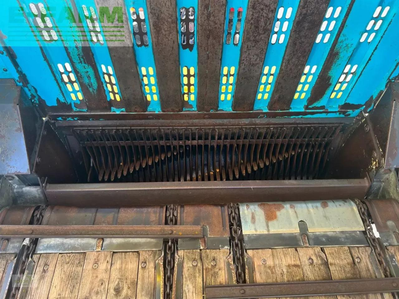 Remolque autocargador Mengele rotobull 6000/2 mit 700/45-22,5 bereifung und nachlauflenkung: foto 29 Remolque autocargador Mengele rotobull 6000/2 mit 700/45-22,5 bereifung und nachlauflenkung: foto 29