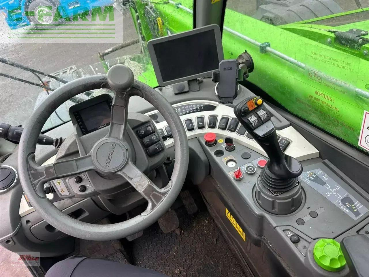 Manipulador telescópico Merlo tf 65.9 t-170 20km/h: foto 8 Manipulador telescópico Merlo tf 65.9 t-170 20km/h: foto 8