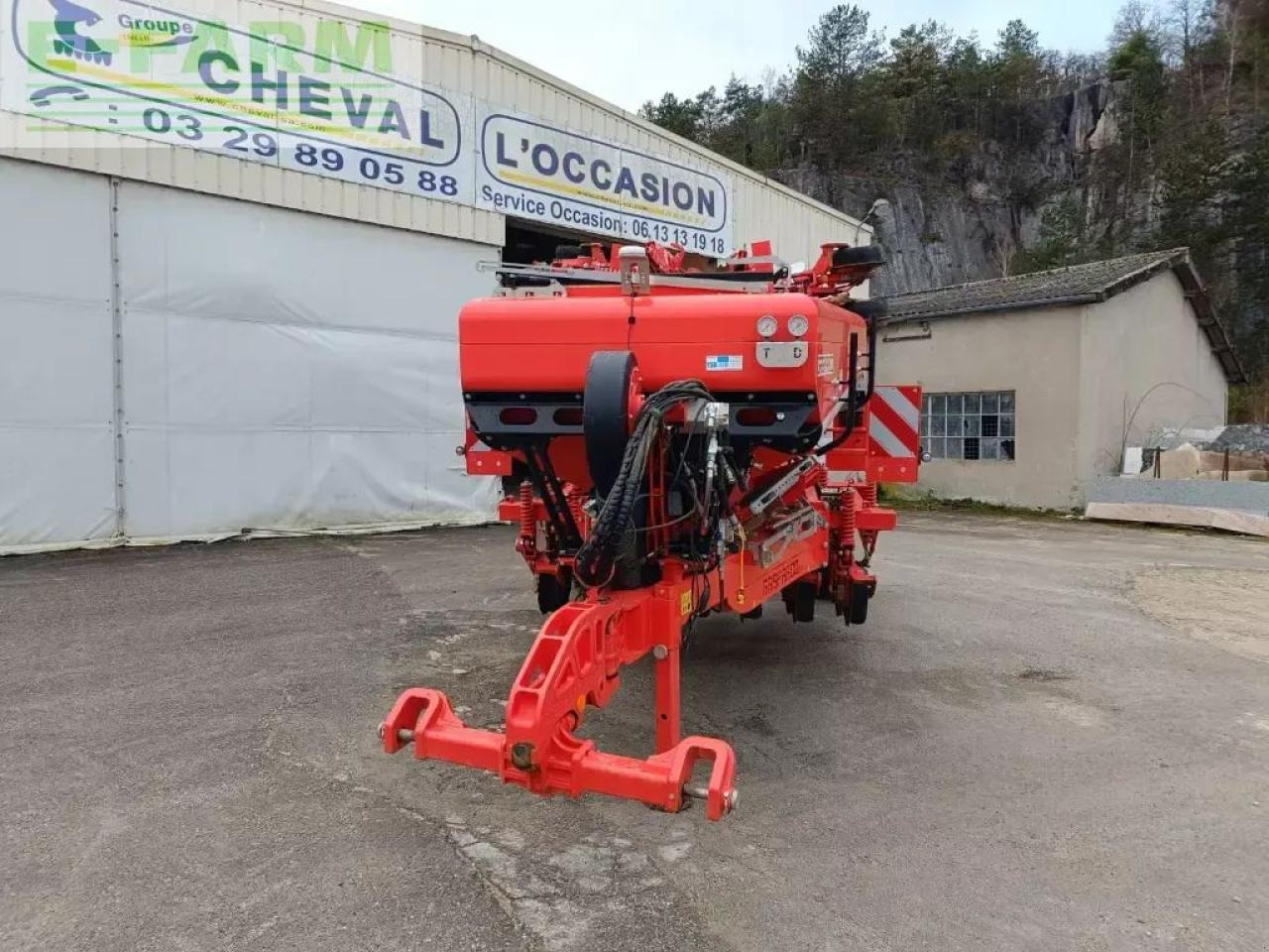 Mustang gigante pressure 400 - Sembradora de precisión: foto 2 Mustang gigante pressure 400 - Sembradora de precisión: foto 2