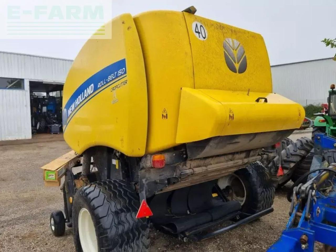 New Holland roll belt 150 crop cutter - Empacadora de pacas cuadradas: foto 2 New Holland roll belt 150 crop cutter - Empacadora de pacas cuadradas: foto 2