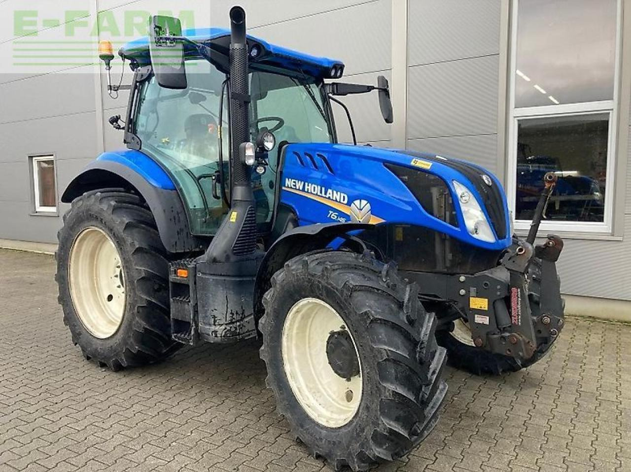 New Holland t 6.145 ec - Tractor: foto 1 New Holland t 6.145 ec - Tractor: foto 1