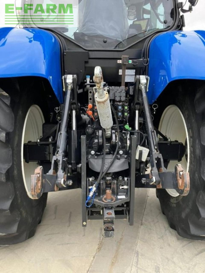 New Holland t 7.260 autocommand gps - Tractor: foto 4 New Holland t 7.260 autocommand gps - Tractor: foto 4