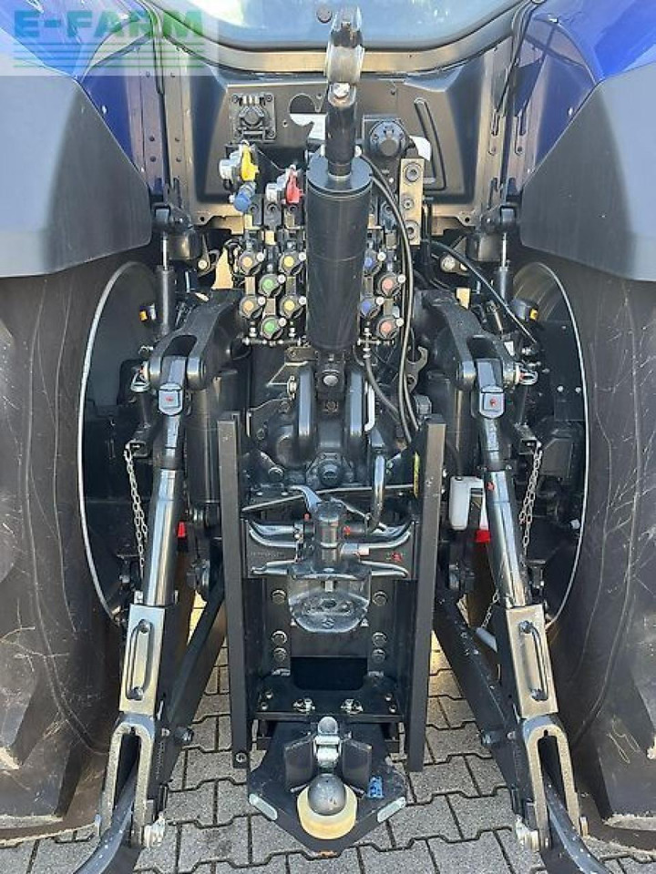 Tractor New Holland t 7.315 ac hd: foto 9 Tractor New Holland t 7.315 ac hd: foto 9