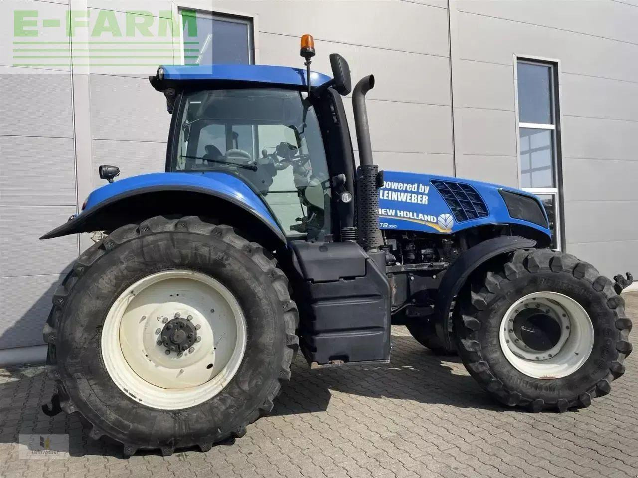 New Holland t 8.390 - Tractor: foto 3 New Holland t 8.390 - Tractor: foto 3
